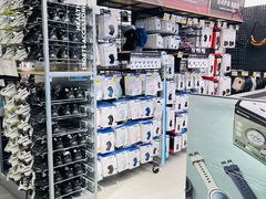 -迪卡侬(环球港店)