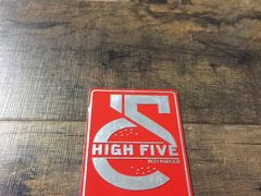 -HIGH FIVE哈福手工汉堡(桂林路店)
