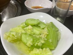 素拍黄瓜-楼外楼大刀肉传统火锅居(幸福街店)
