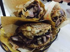 -洪峰浩老北京烧饼夹肉(角门路店)