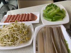-张大师鸭爪爪特色干锅(南湖店)