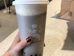 -喜茶(上海打浦桥日月光gelato lab+店)