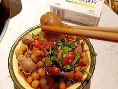 -钢管厂歆瑞源油卤串串香(春熙路太古里店)