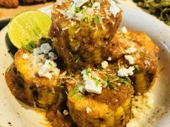 -ROAST coffee & eatery