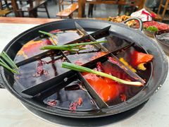 -正南齊北重庆老火锅(光华村直营店)