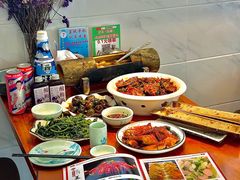 -梁姐啤酒鱼(兴坪古镇店)