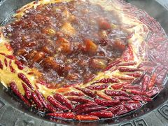 -红九格老火锅(三峡广场店)