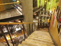 -临界音乐酒馆·小龙虾·江湖菜(华熙LIVE·鱼洞店)