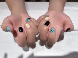 -孔雀手美甲美睫护理