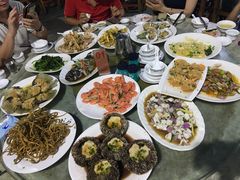 -四川小胡子海鲜(丁村万人海鲜广场店)