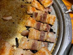 -草家酱蟹炭火烤肉店(珲春南路一店)
