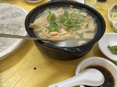 -官塘陈记鱼生·潮汕砂锅粥·牛肉火锅(潮枫路总店)