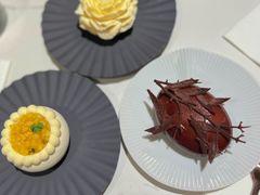 -潮一不贰·法式甜品·生日蛋糕·西式简餐(外滩店)