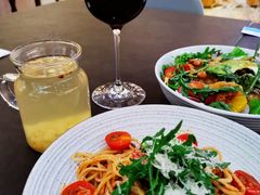 -théATRE茶聚场·餐厅(环球金融中心店)