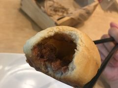 霸王酥皮叉烧包-避风塘(百联东郊店)