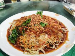 -四方小吃·白族庭院餐厅