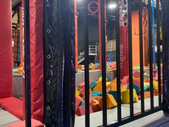 -嗨马乐动室内潮玩运动·团建·轰趴·桌游(南丰汇店)