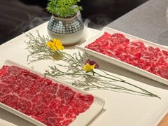 -左庭右院鲜牛肉火锅黑金店(陆家嘴中心店)