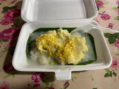 -芒果糯米饭摊子