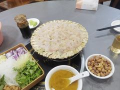 -官塘陈记鱼生·潮汕砂锅粥·潮汕生腌牛肉火锅(潮枫路总店)