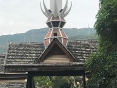 -勐巴拉娜西超级歌舞秀