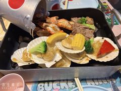 -水桶王国主题餐厅·聚会·生日派对·亲子活动·家庭套餐(亚龙湾希尔顿店)