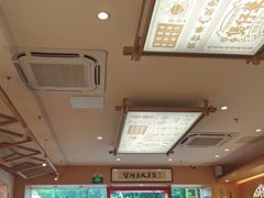 -华记煲仔华·煲仔饭(人和店)