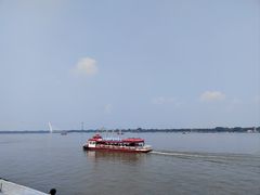 -人民防洪胜利纪念塔