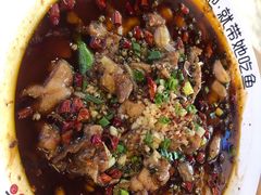 水煮牛蛙-爱妻鱼•老体北重庆水煮鱼•川菜(白云路店)