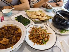 -老火大骨头汤馆