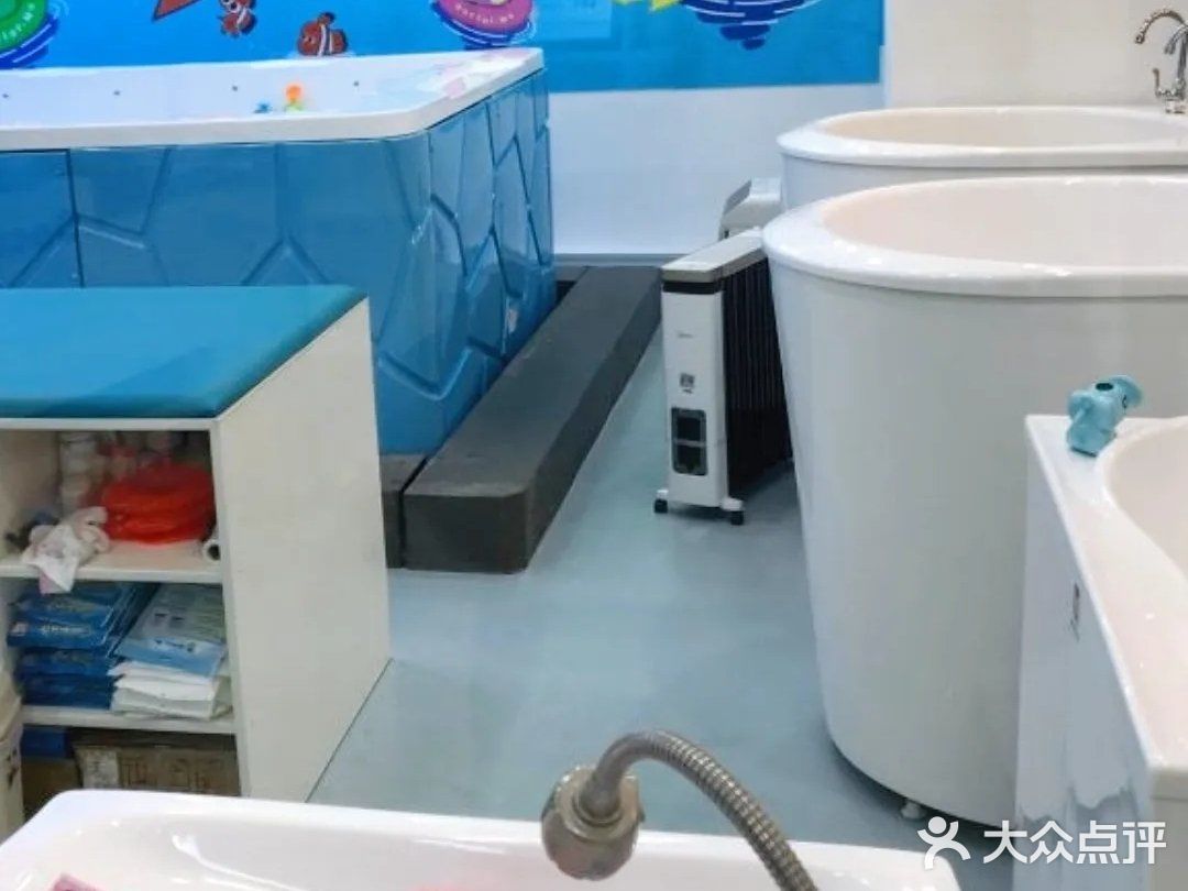 天热了，最好的运动就是游泳