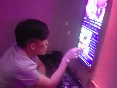 -奥斯汀KTV(金湖店)