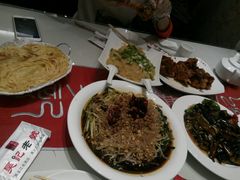 -吴记酱骨炖菜馆(西大直街店)