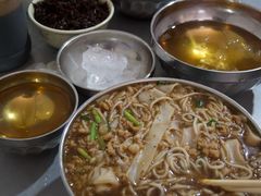 -正宗杨记普洱酸醋米线(总店)