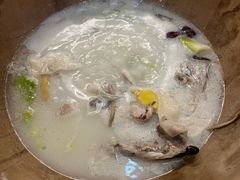 -滇香肴·云南菜蒸汽石锅鱼(云南北路店)