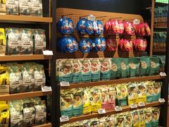 -三只松鼠(正弘城店)