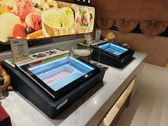 -享遇.锅姥姥牛排海鲜自助(小寨店)