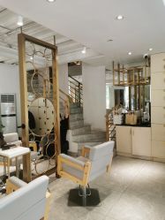 点击看大图 -菲·木田moontin造型salon