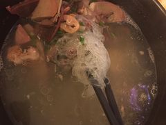 -秦香陕西食府(华贸天地店)