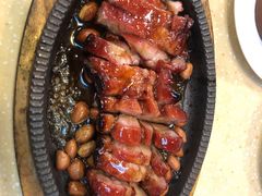 蜜汁叉烧饭-九龙湾茶餐厅(东门店)