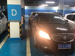 -得闲·高空SPA(东盟店)