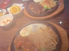 -豪享来牛排(人民店)