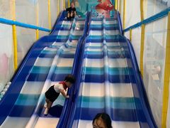 -蒙特利亲子乐园