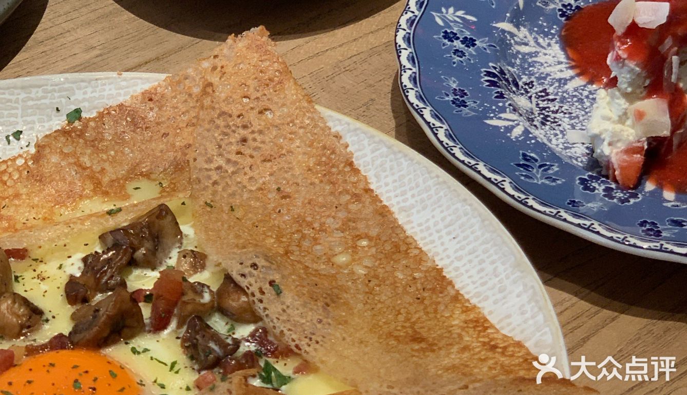 没错，一个月内来吃了两次[憨笑]