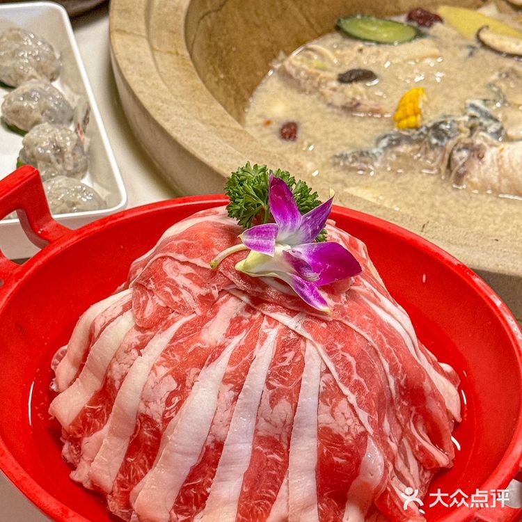 在上海，这家蒸汽石锅鱼真的没有对手！