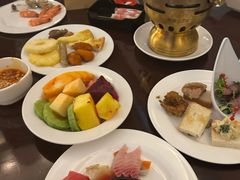 -朗丽兹自助餐厅