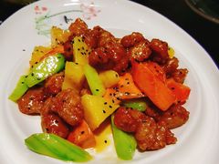 菠萝咕老肉-王村姑老土炕莜面村(桥东店)