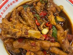 -堂瓦里·33年传统赣菜(第一街区店)