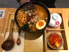 肥牛热辣线食-火山屋台(新街口店)