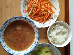 -爱的果实月嫂育婴师(世纪东方店)